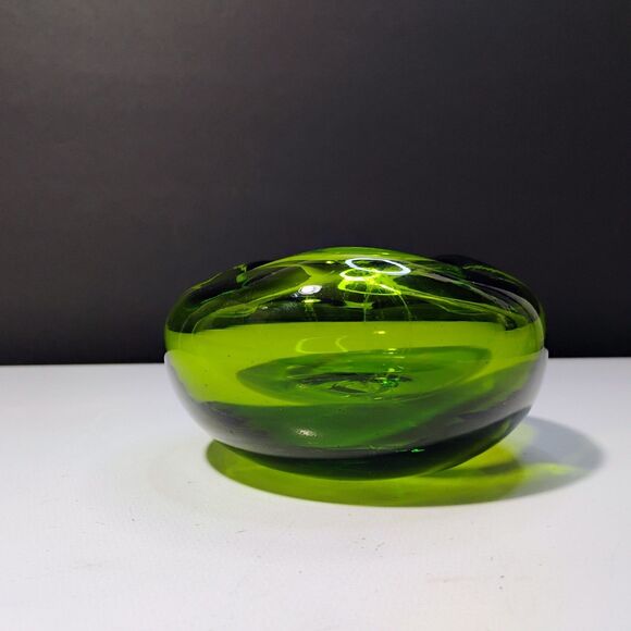 Vtg Hand Blown Glass Ashtray Green Cigar Bowl Mcm Dish Orb Avocado Blenko 6321 - Picture 4 of 9